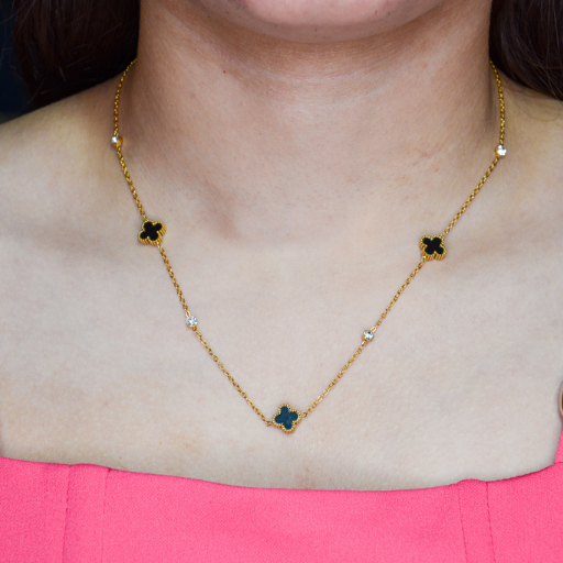 Clover Luxe Pendant Chain - Image 3