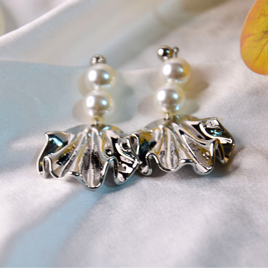 Sculpted Pearl Waves - Image 3