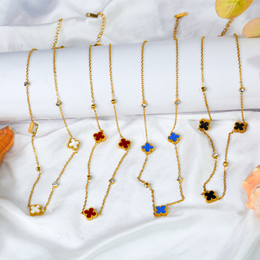 Clover Luxe Pendant Chain - Image 2