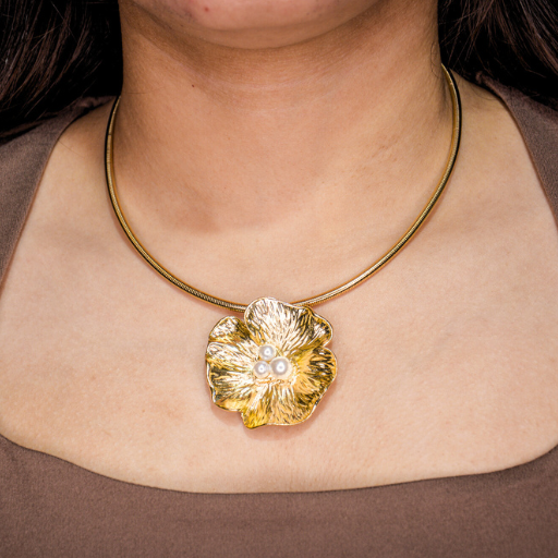 Pearl Bloom Necklace - Image 3