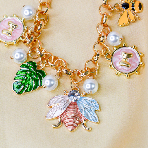 HoneyGarden Pearl Charmbracelet - Image 3