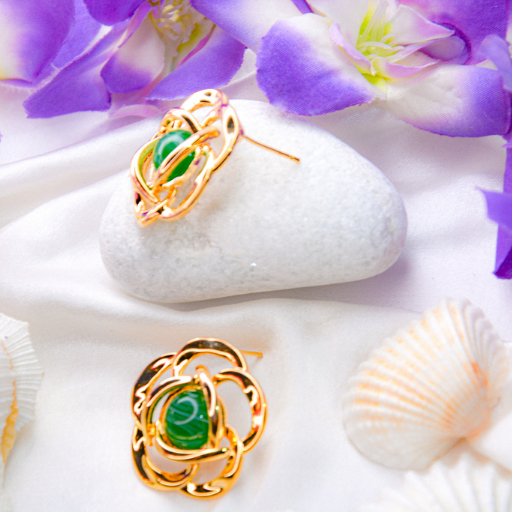 Emerald Bloom Knot Stud Earrings - Image 3